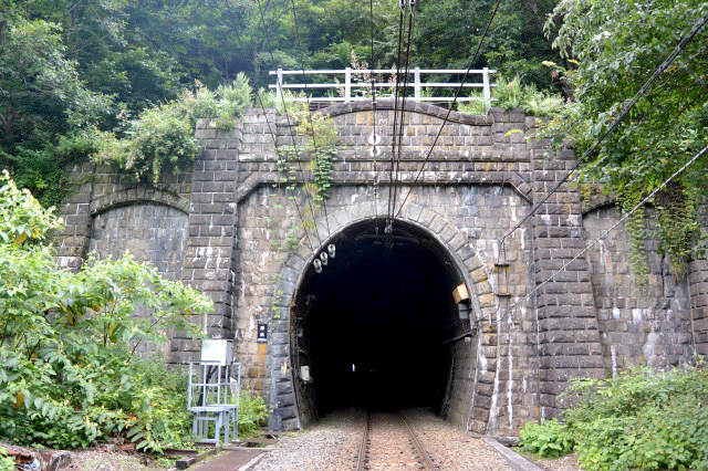 ＪＲ上越線清水トンネル関連施設群